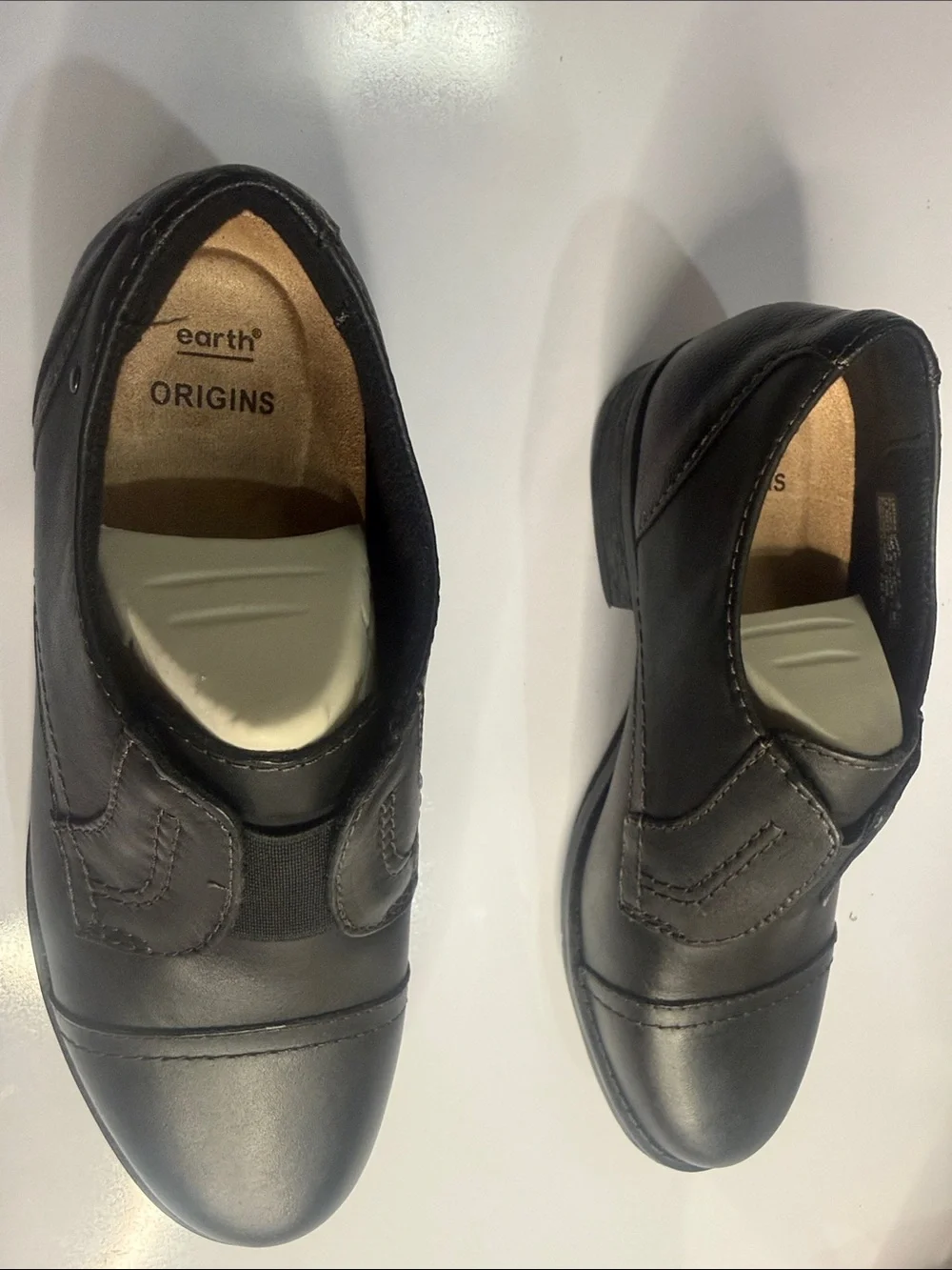 Earth Origins Black Slip-On Casual Loafers Soze 7,5